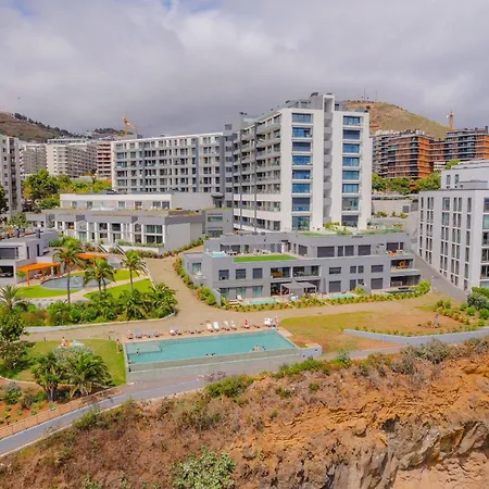 Апартаменты Flh Seaside At Acqua Residences