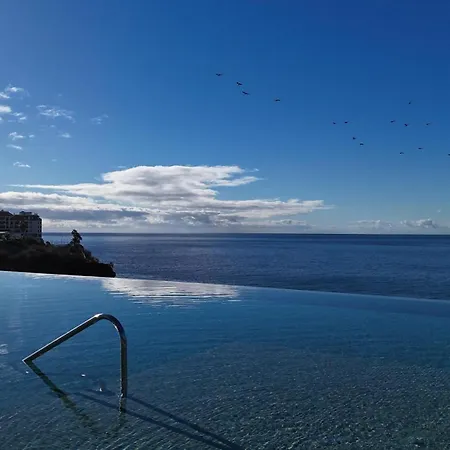 Flh Seaside At Acqua Residences Апартаменты *