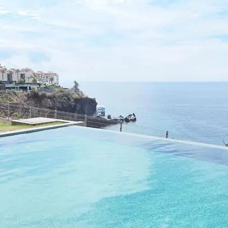 Flh Seaside At Acqua Residences * Funchal (Madeira)
